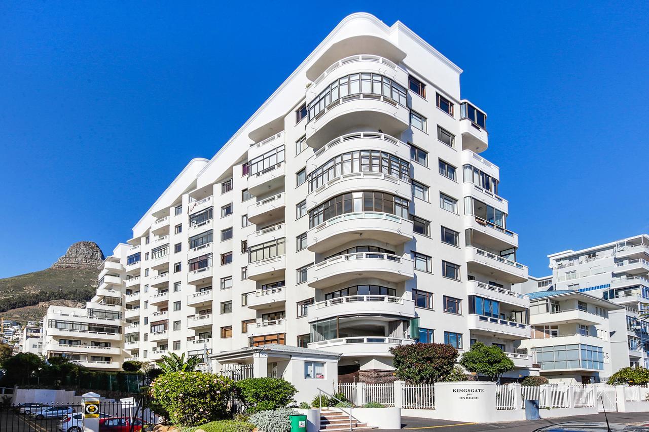 Backup Powered Sea View Apartment On The Promenade Cape Town Exterior photo
