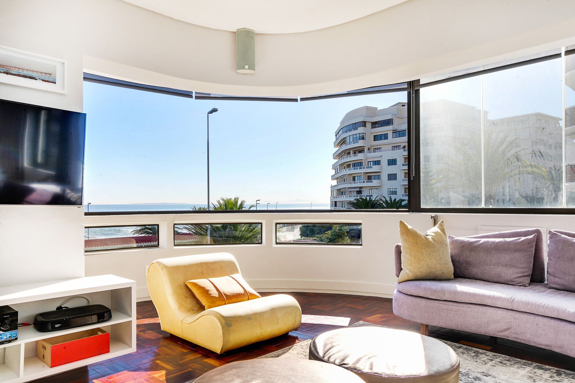 Backup Powered Sea View Apartment On The Promenade Cape Town Exterior photo